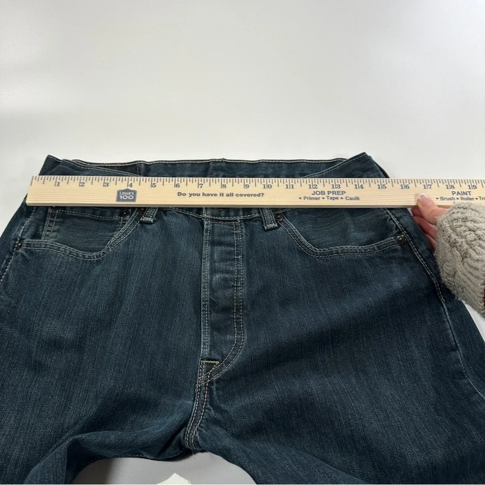 Levi’s 501 Button Fly Straight Leg Jeans Mens W33 L32